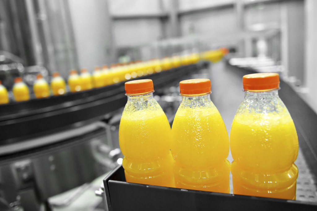 Jus de fruit : bouteille en plastique ou brique&nbsp;?